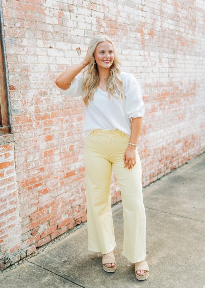 White V-Neck Balloon Sleeve Blouse - Image 4